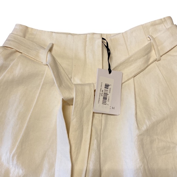 New With Tag Frnch Paris London Short Size Small White Shorts - Picture 2 of 6